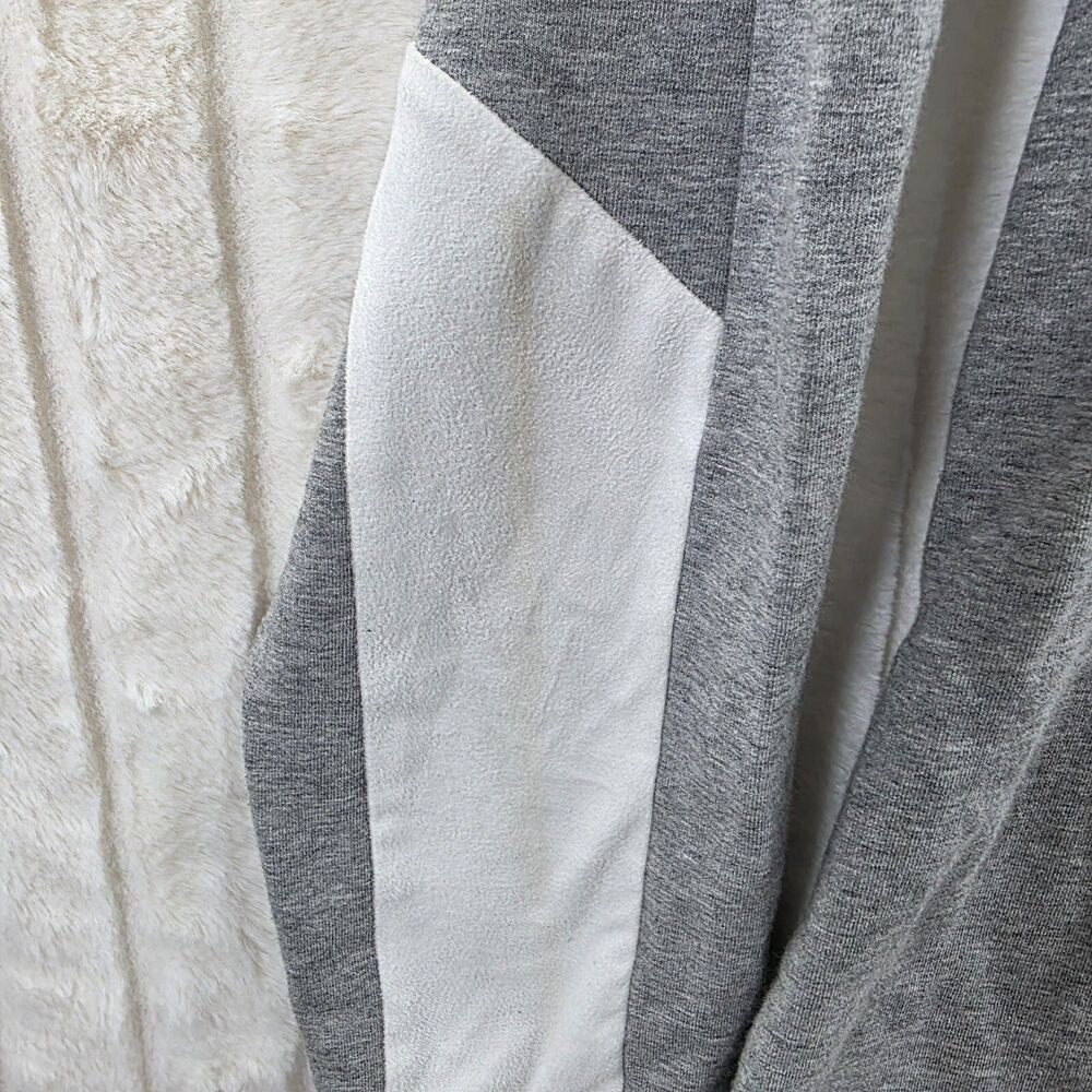 State & Liberty Pullover Men's Gray and White Sweater Performance Size M *flaws* - Picture 5 of 12